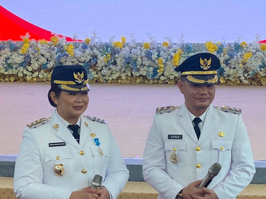 Angela-Suhuk Resmi Dilantik, Mahulu Siap Genjot Pembangunan Infrastruktur