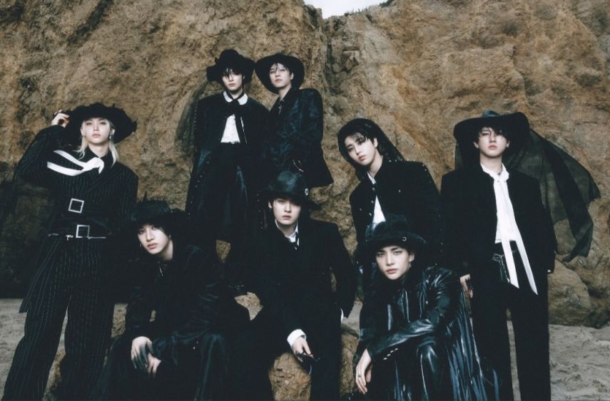 Lirik Romanisasi dan Terjemahan DIVINE - Stray Kids, Title Track Kedua dalam Mini Album DO IT