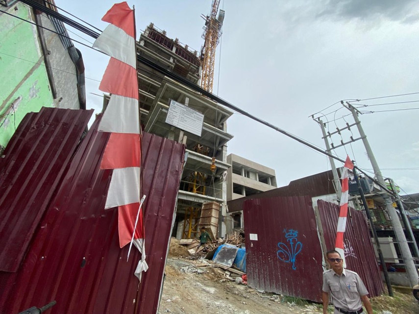 Gedung 12 Lantai Depan UINSI Disorot TWAP Samarinda, Diduga Punya Izin Ganda dan Luasan Tak Sesuai