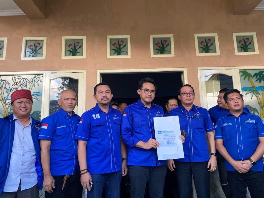Bambang Soepriyadi Kembalikan Berkas Pencalonan Ketua Demokrat Kaltim, Didukung 10 DPC