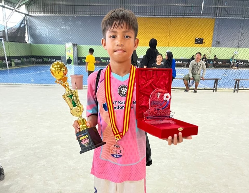 Zain Raih Juara III PKT Junior Cup, SDN 001 Tegaskan Dukungan bagi Siswa Berprestasi