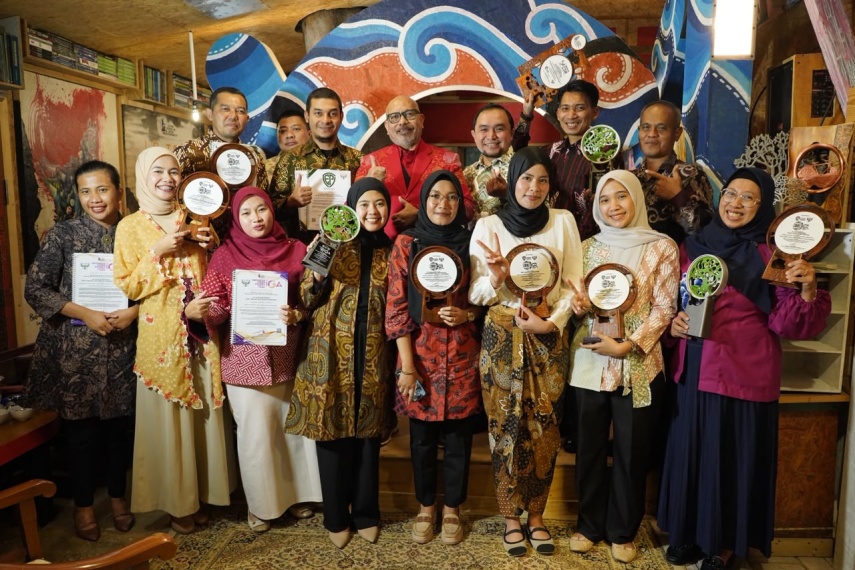 Modernisasi Budidaya Kepiting Soka Kotabaru, PLN UIP KLT Sabet Penghargaan Platinum Anugerah CEPI CSR 2026