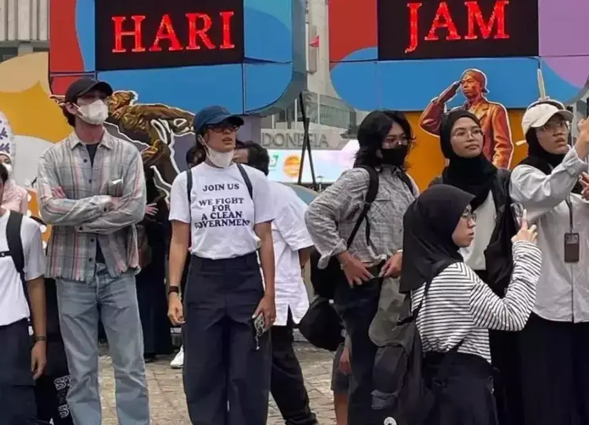 Pemeran Film "Laut Bercerita" Reza Rahadian dan Eva Celia Ikut Demo Hari Ini, Netizen Cari Dian Sastro
